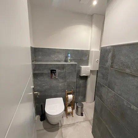 Plein Pied Centre Avec Petite Cour Interieur Apartment *