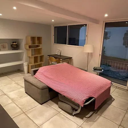 Plein Pied Centre Avec Petite Cour Interieur Issoire
